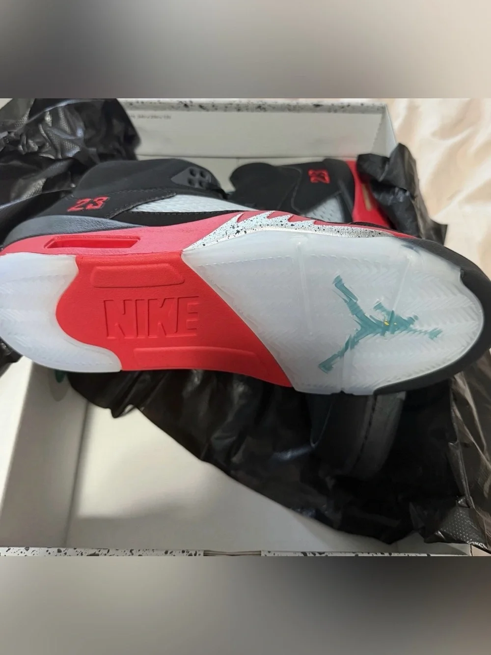 Men’s AIR JORDAN 5 RETRO CZ1786 Size 9